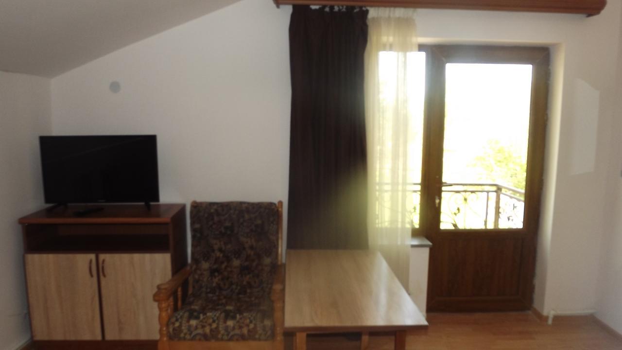 Nectar Hotel Dilijan Bagian luar foto